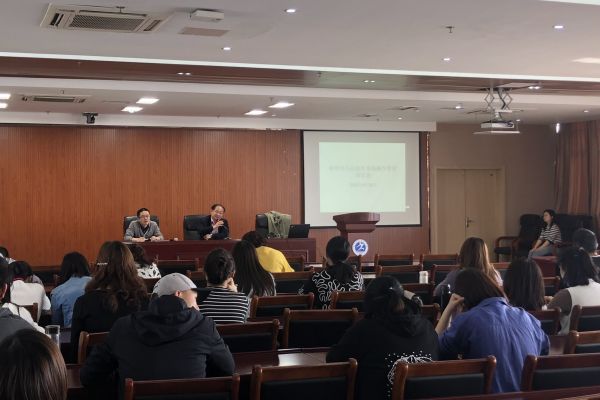 辅导猫培训图片.jpg 辅导猫培训图片.jpg