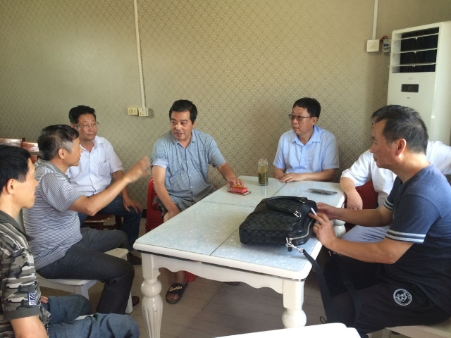 2科技特派员图3_640x480.jpg 2科技特派员图3_640x480.jpg