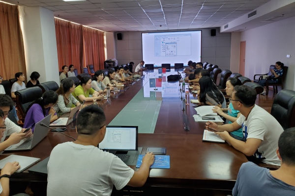 资助工作讲座2.jpg 资助工作讲座2.jpg